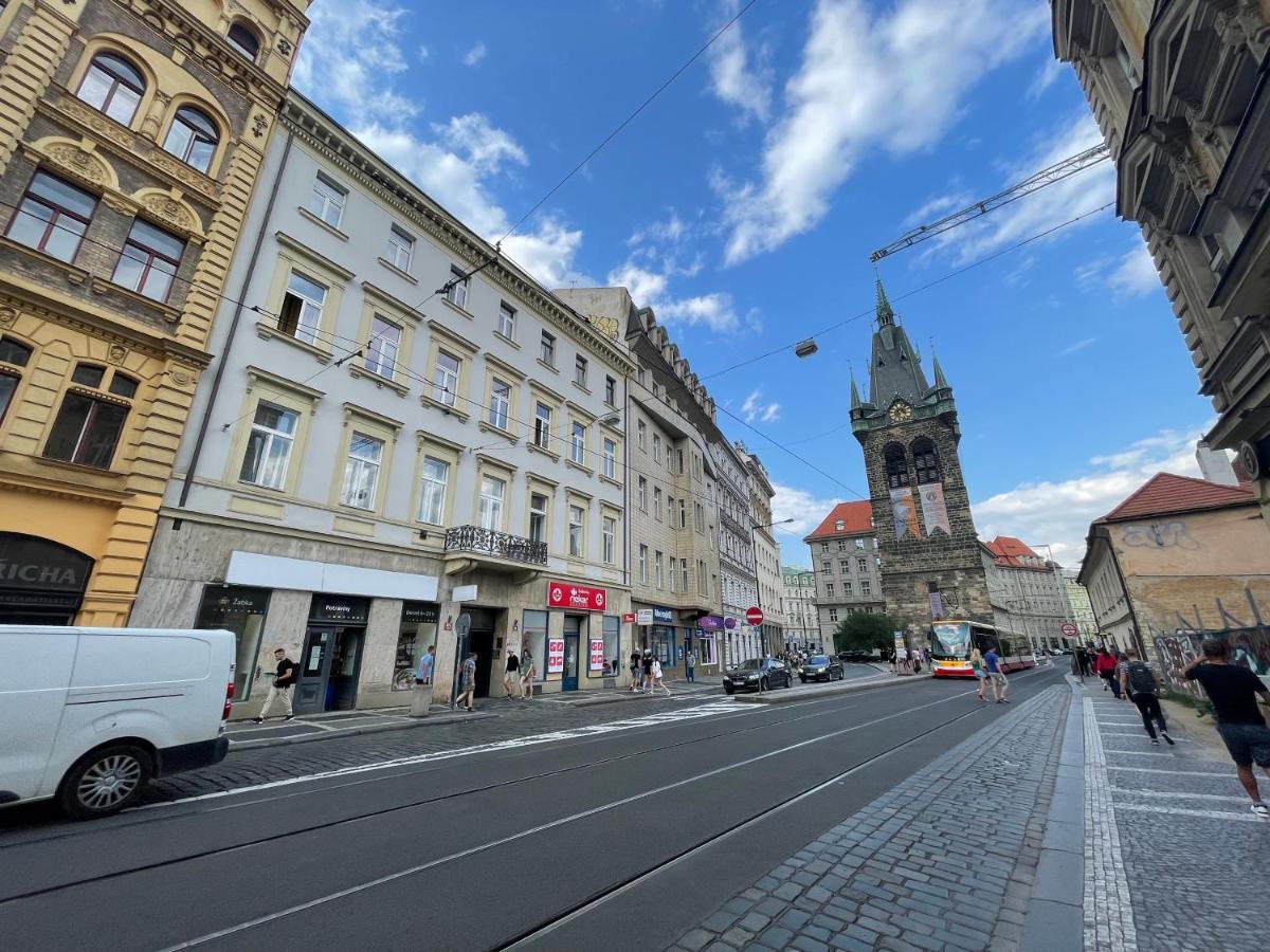 Grand Viceroy Apartments - Gothic Tower View Praga Exterior foto